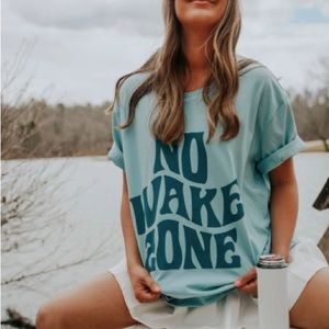 NO WAKE ZONE X JO JOHNSON TEE